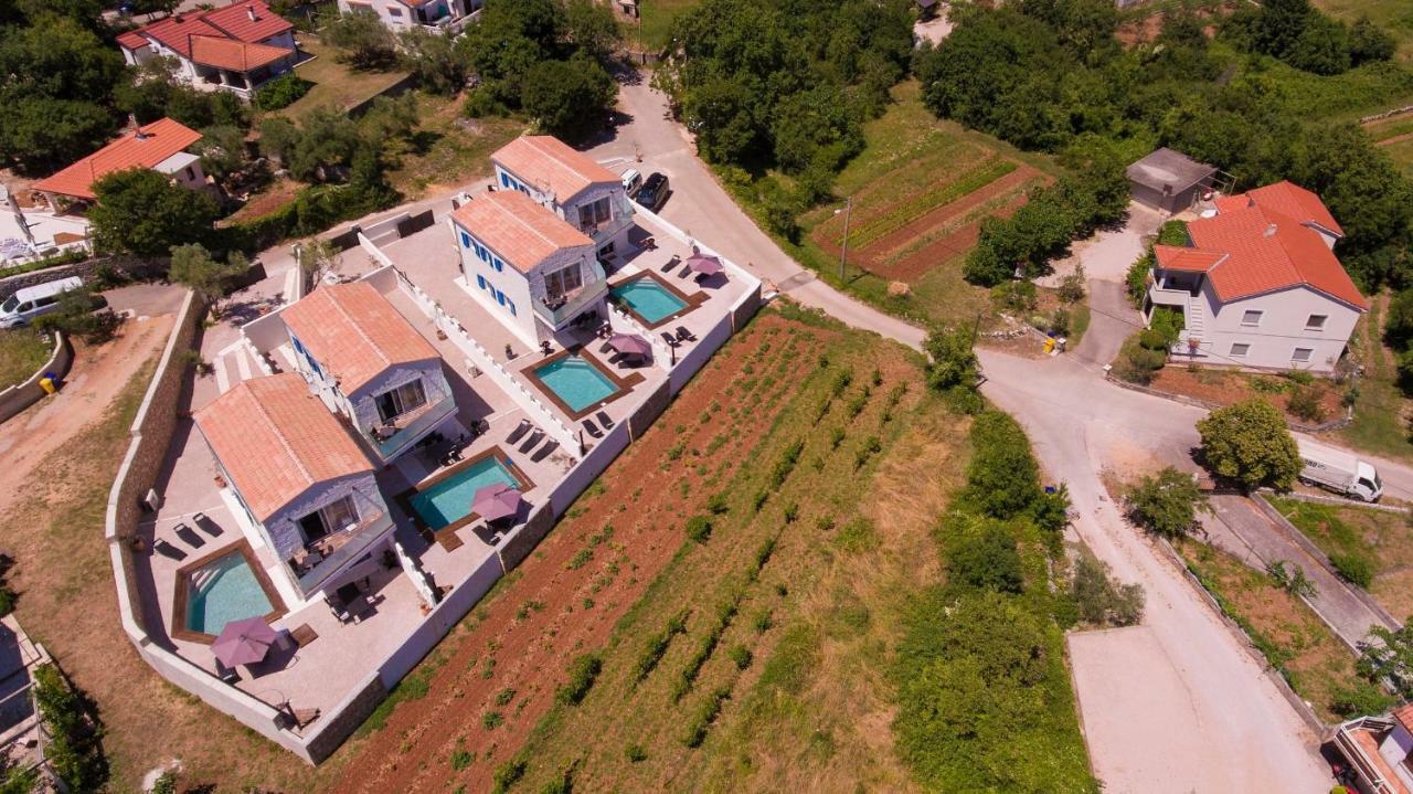 Pax Houses Vrh  Exterior photo