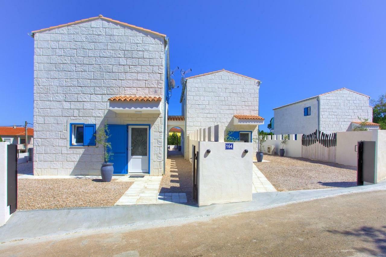 Pax Houses Vrh  Exterior photo